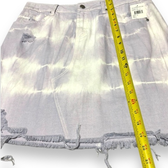 PTCL NWT Chic Lilac and White Tie-dye Denim Distressed Mini Skirt Waist Size 32 - Picture 11 of 16